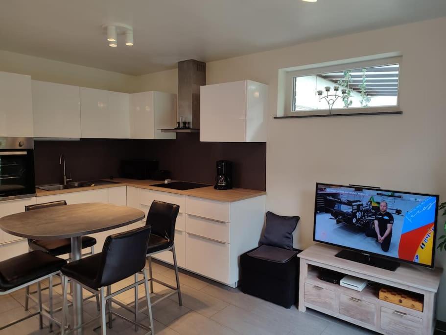 Appartement Dans Un Superbe Quartier Residentiel Намюр Екстериор снимка